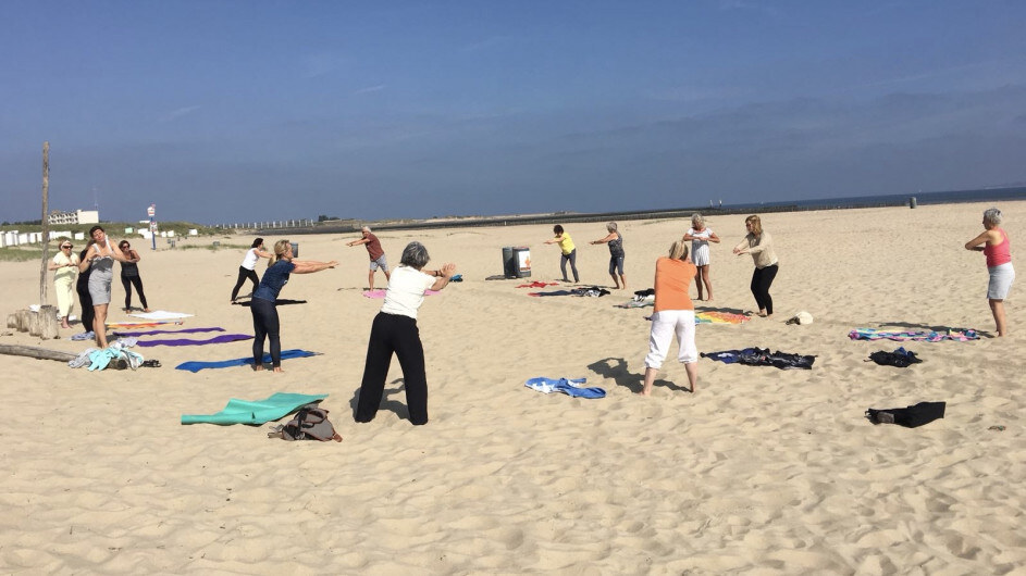 Strandyoga in Breskens
